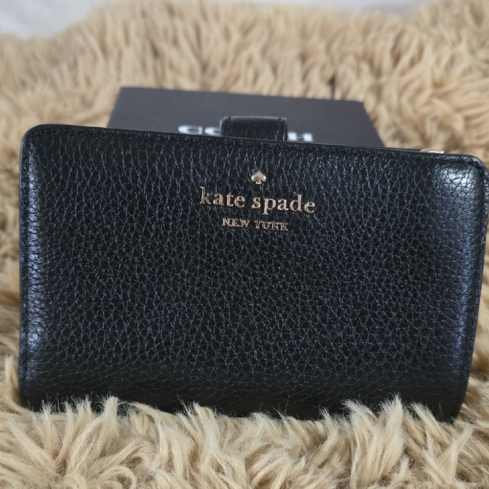 kate spade Black Pebbled Leather Zip Around Wallet with Gold Logo